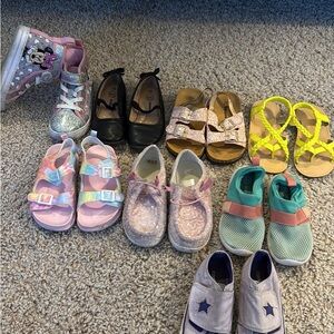 Excellent condition girls size 19 shoe lot